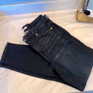 Good American good legs jeans size 33